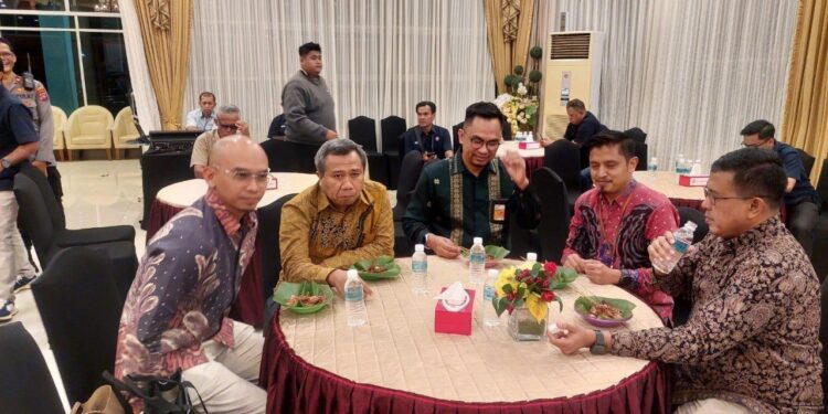 Kolaborasi dan Perkuat Sinergi Lintas Sektor, GM Witel Sumbar Jambi Hadiri Halal Bihalal Forum BUMN Sumbar Bersama Gubernur Mahyeldi