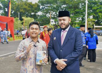 Thayyibal Syafiq, Tokoh Anak Inspiratif Sumbar Luncurkan Buku “Dari Pena ke Balaikota” di Momentum Hari Sumpah Pemuda ke-97